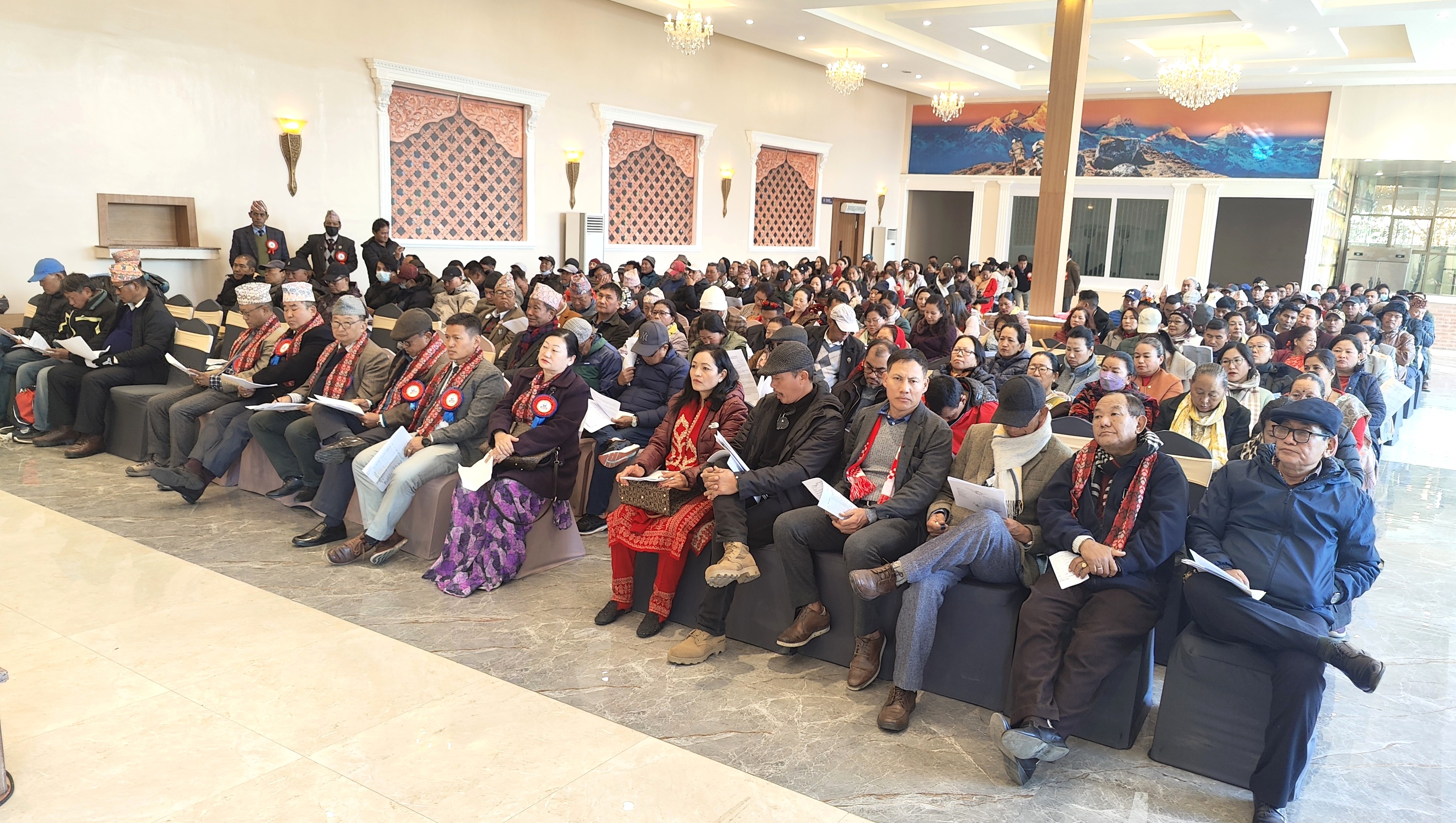 सभामा सहभागी शेयर सदस्य ज्युहरु